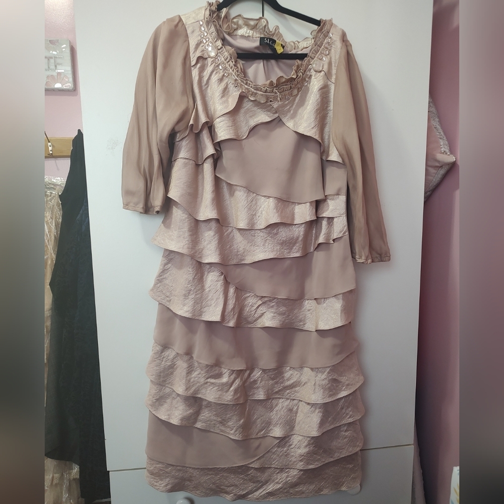 SL Fashions Layered Blush Long Sleeve Dress